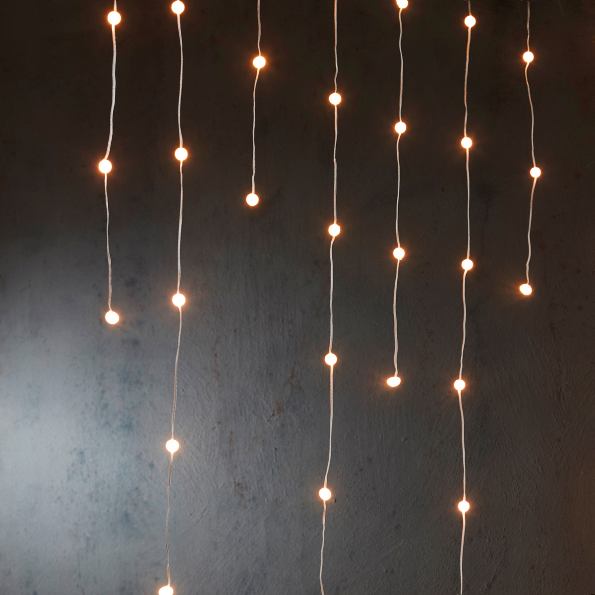 ΦΩΤΑΚΙΑ ΚΟΥΡΤΙΝΑ ΣΥΡΜΑ ΑΣΗΜΙ ΘΕΡΜΟ ΛΕΥΚΟ berry 100led IP44 with timer - L300 h100cm iron